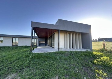 Puerto del Aguila Premium 