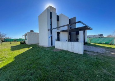Casa en venta - Barrio Privado "La Pampeana"